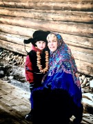 А.Е.Десятерик - Мои жена с сыном, в Малых Корелах